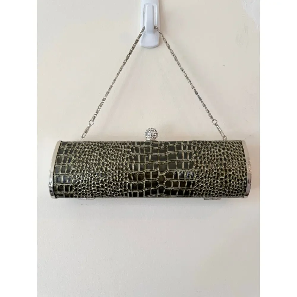 Mod Clutch Bag Women's Green Detachable Strap Clasp Closure Crocodile Embossed